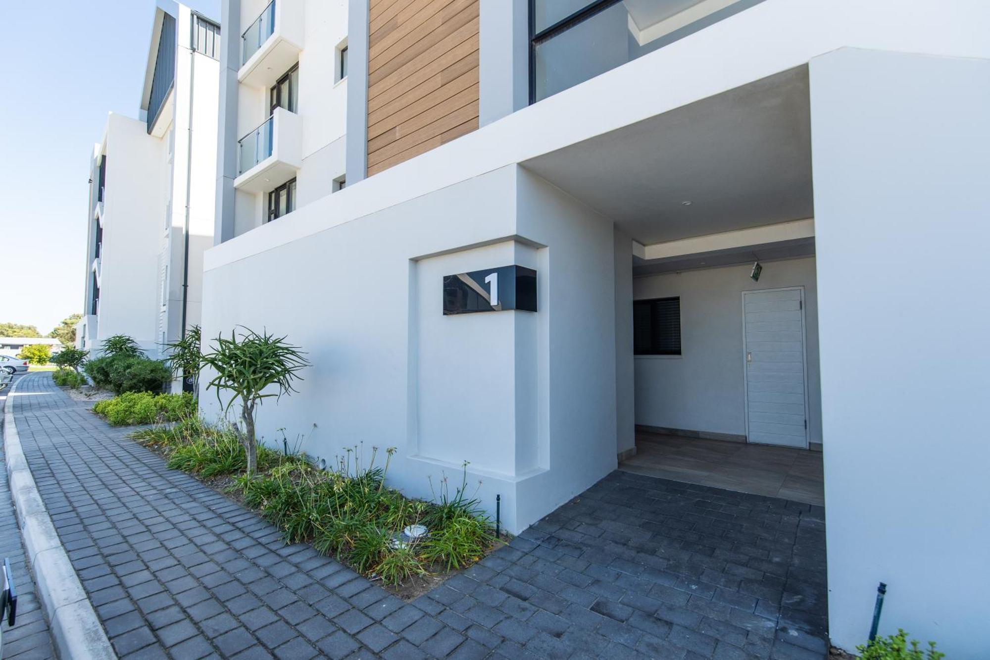 Cozy Modern Apartment At Bellamare Πορτ Ελίζαμπεθ Εξωτερικό φωτογραφία