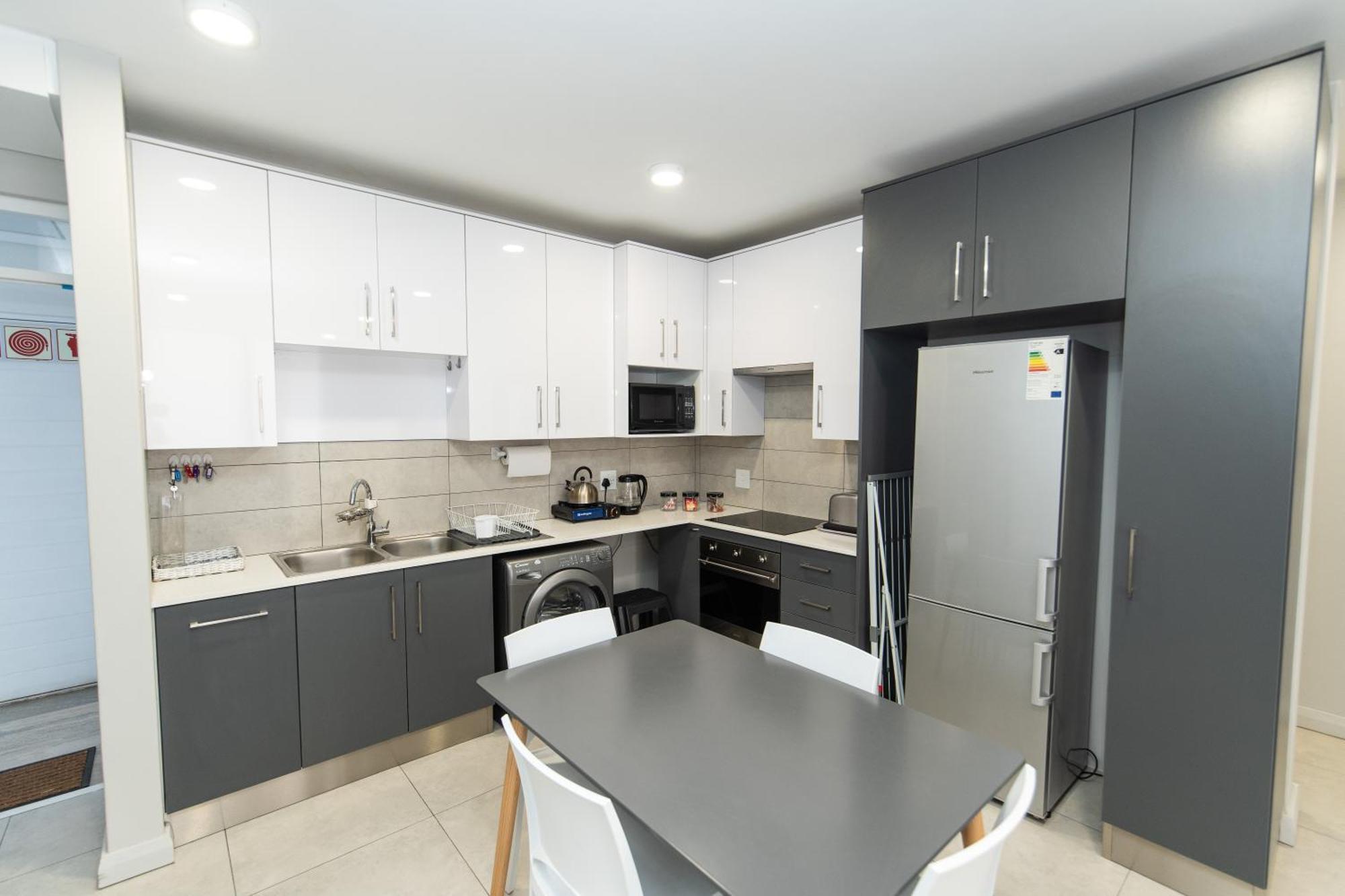Cozy Modern Apartment At Bellamare Πορτ Ελίζαμπεθ Εξωτερικό φωτογραφία