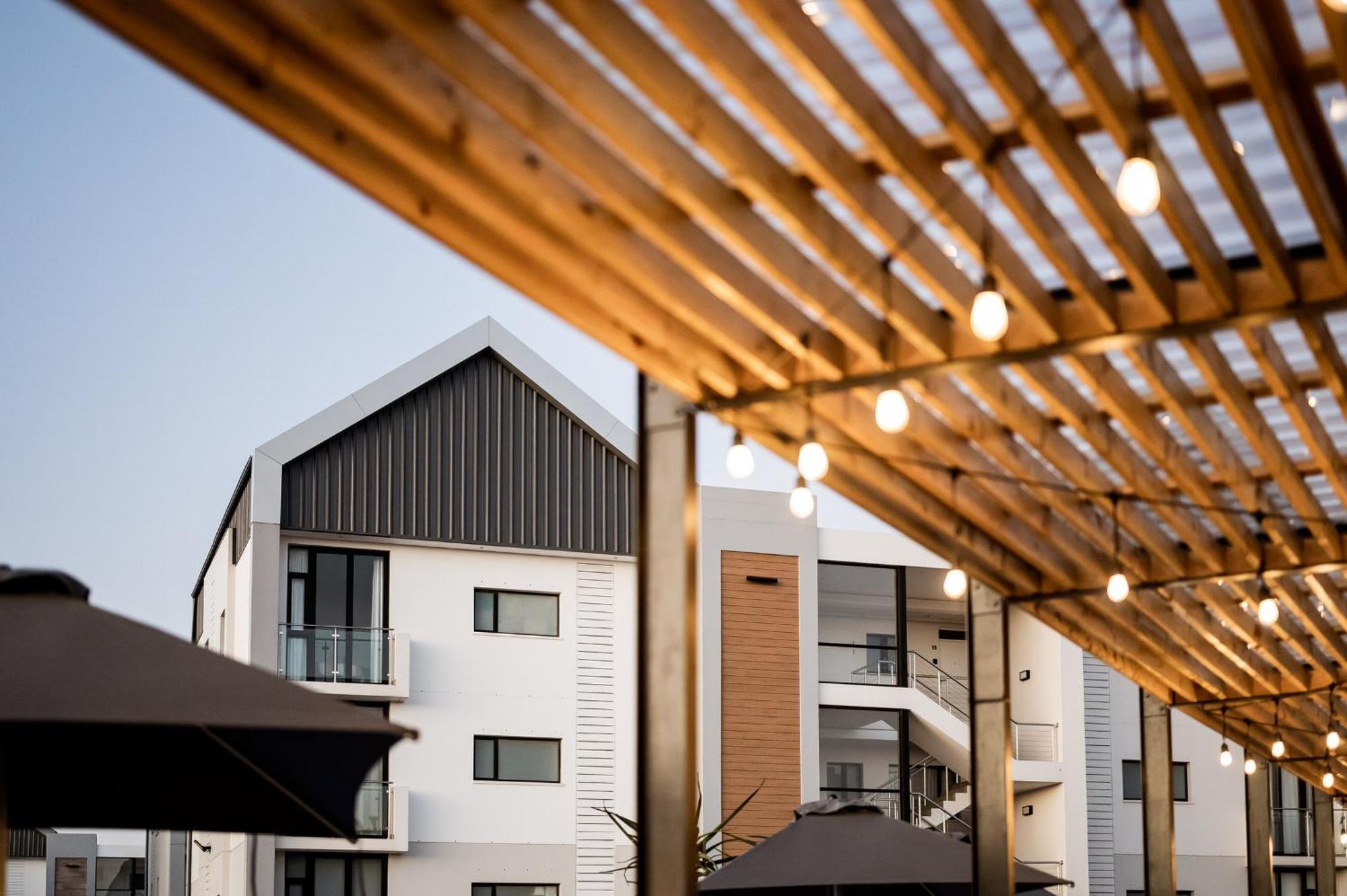 Cozy Modern Apartment At Bellamare Πορτ Ελίζαμπεθ Εξωτερικό φωτογραφία